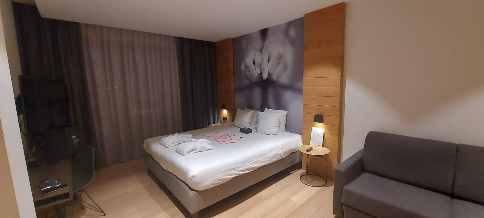 R Hotel Experiences-官方