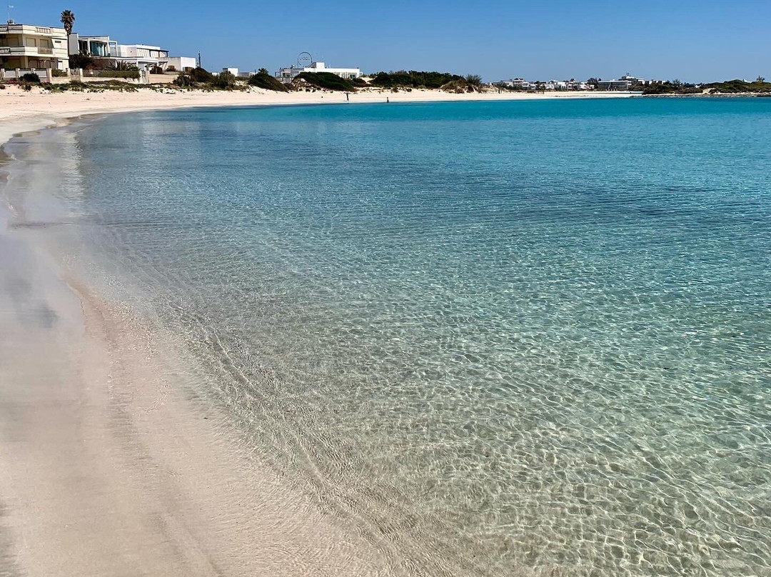 Spiaggia di Torre Chianca景点图片