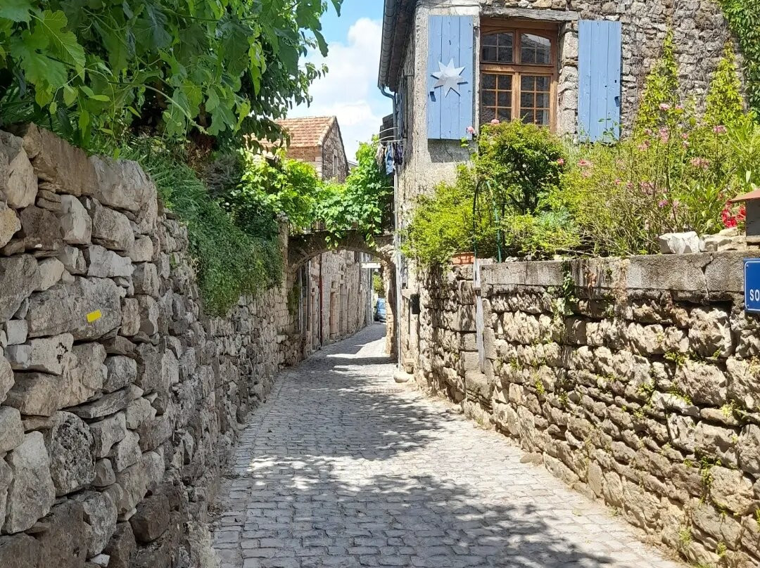 Village de Naves-Les Vans必去景点