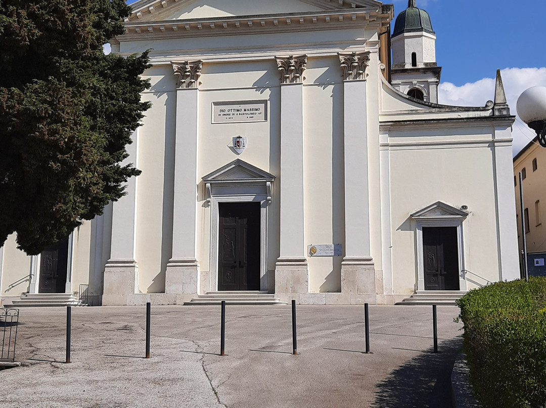 Chiesa San Bartolomeo-Fara Vicentino必去景点