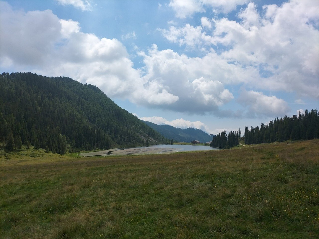 Lago di Calaita景点图片