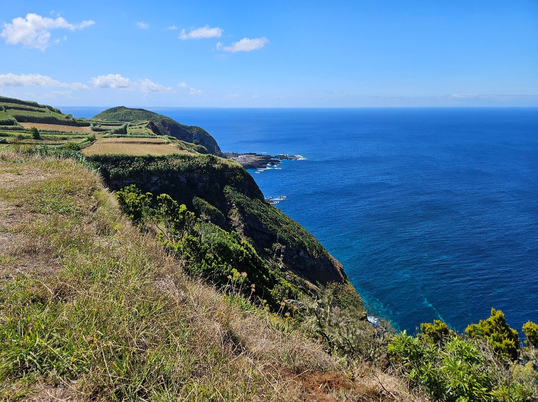 Miradouro da Ponta do Escalvado-Varzea必去景点
