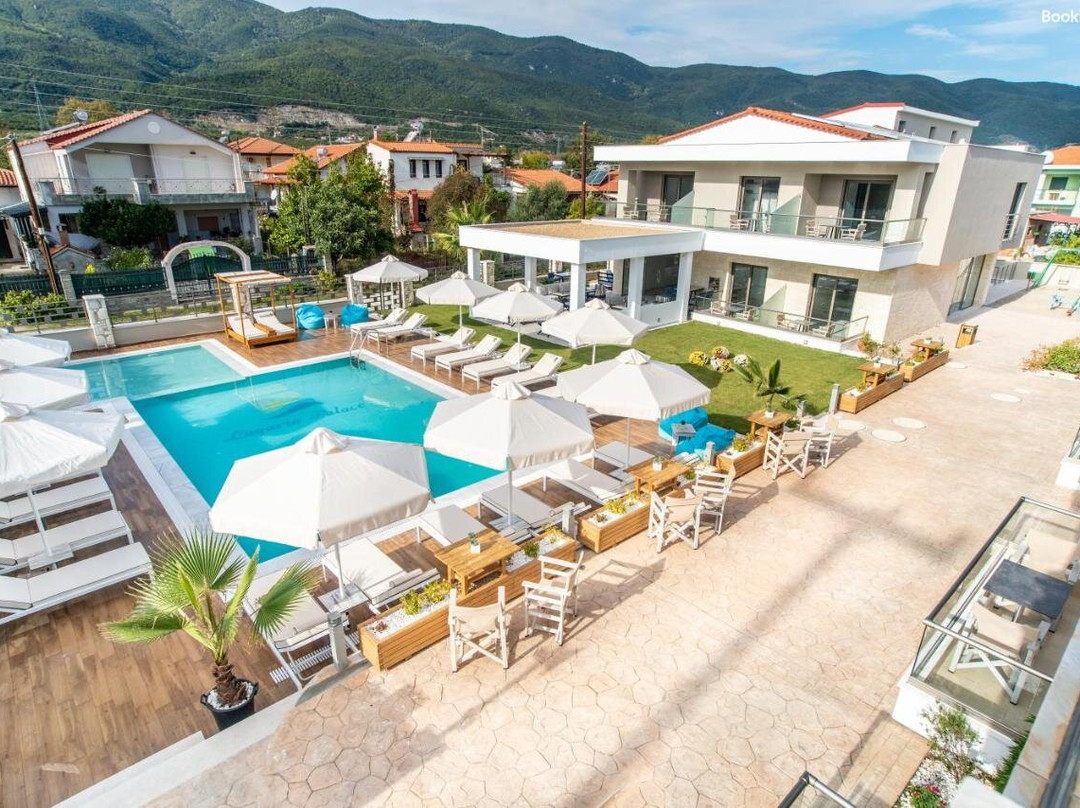 Lagaria Hotel II主图