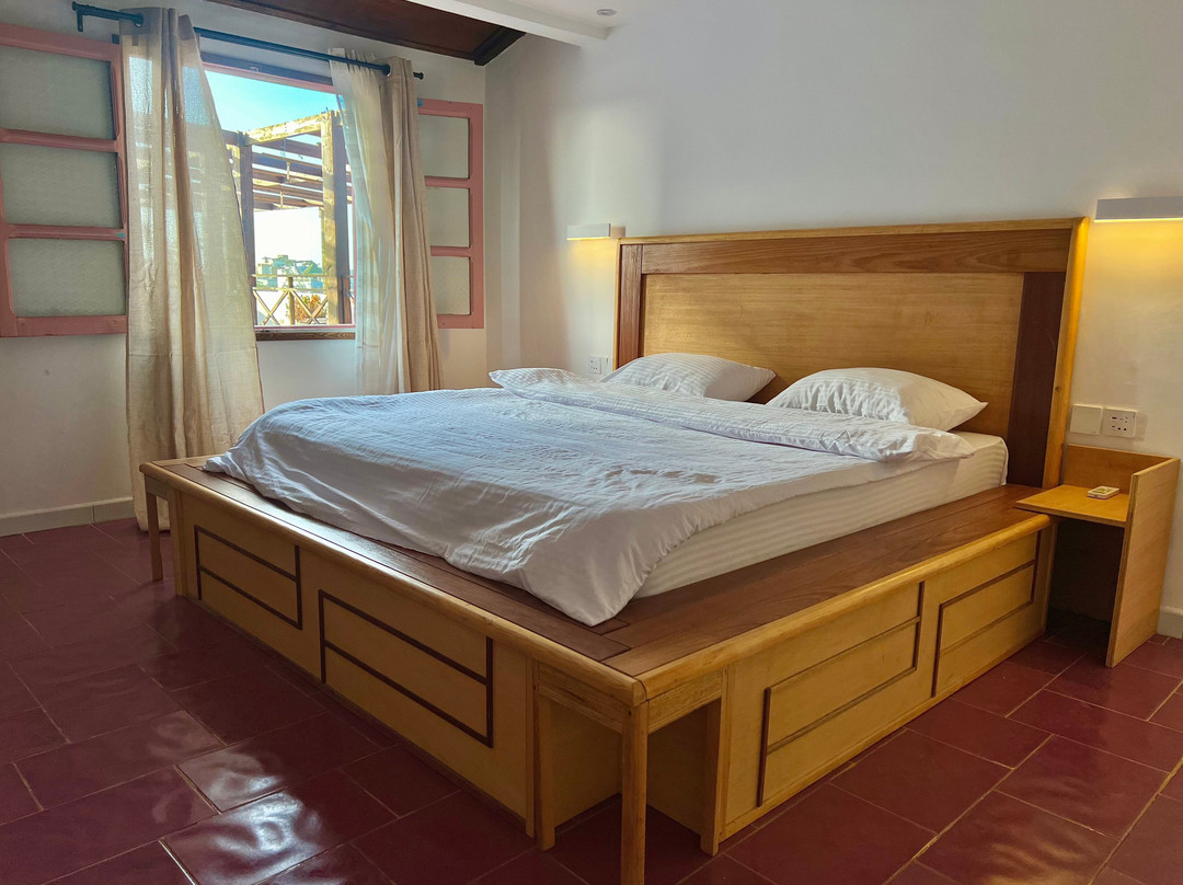 Fly Fishes Hotel主图