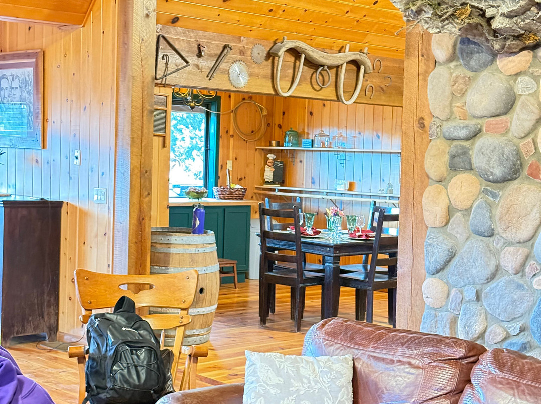 Cherry Creek Lodge主图