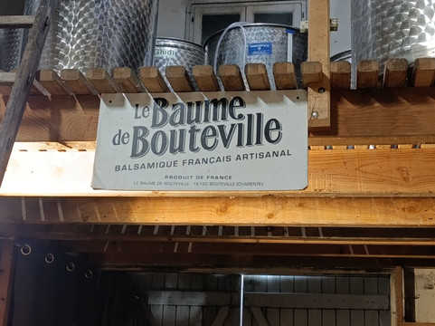 Le Baume de Bouteville-Bouteville必去景点