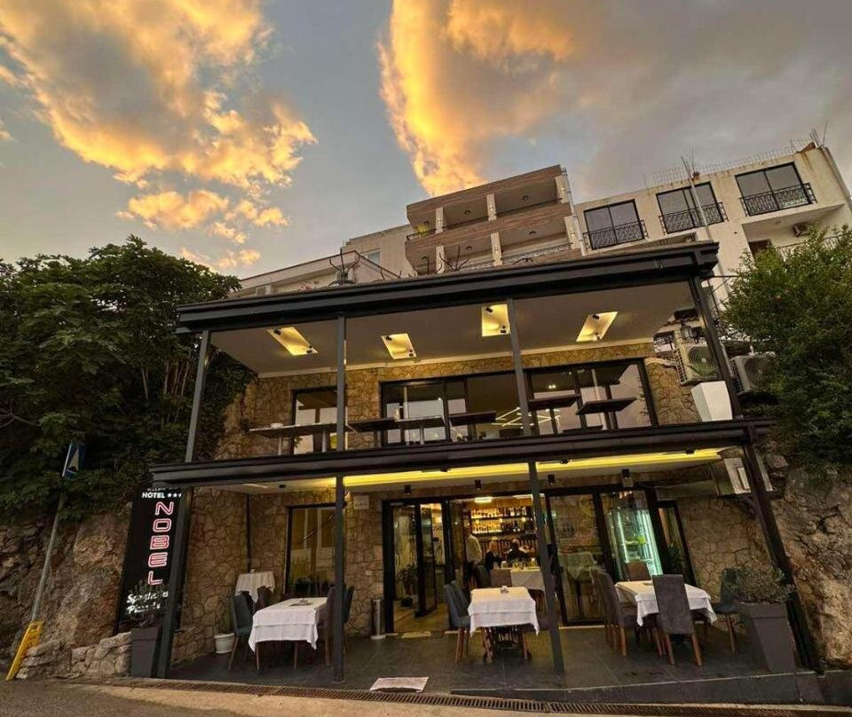 Hotel Nobel