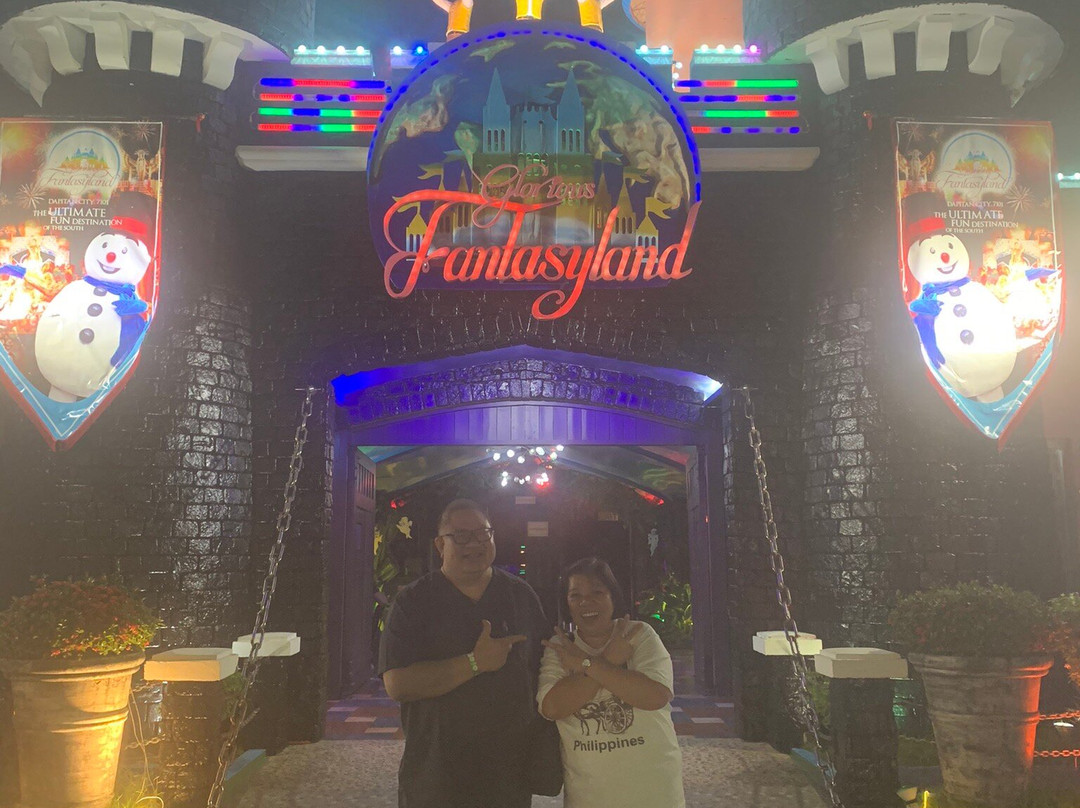 Gloria's Fantasyland-达皮丹市必去景点