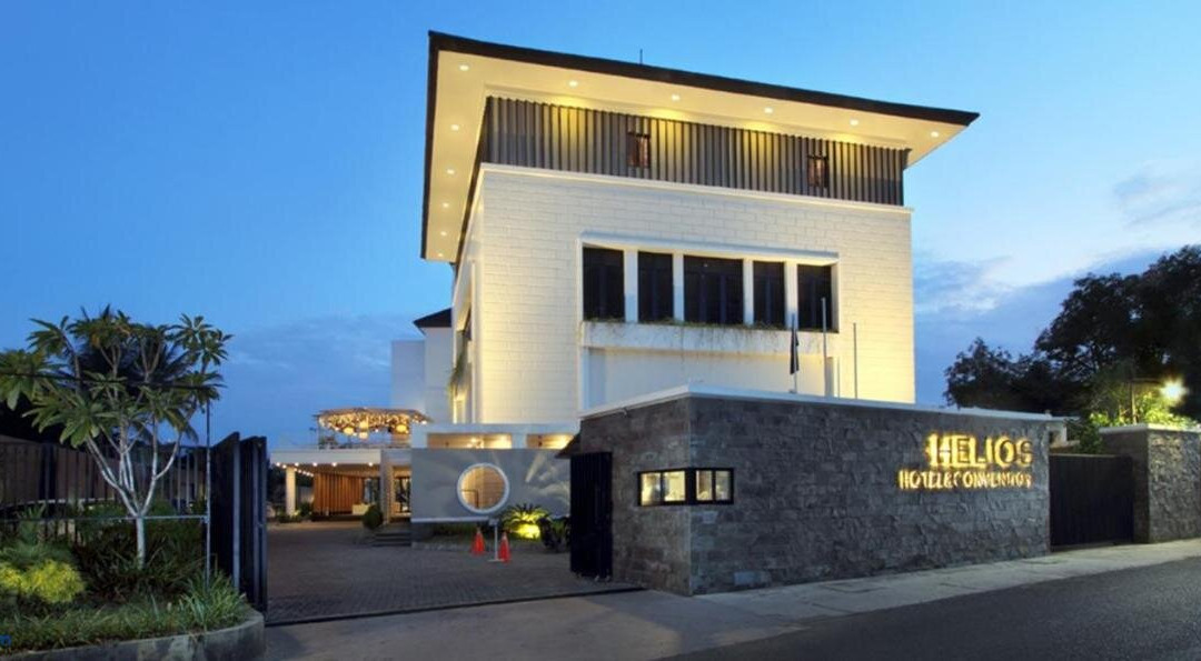 Helios Hotel & Convention