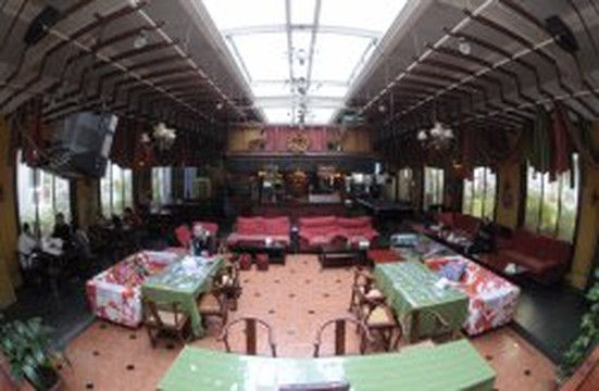 上海万里路青年酒店主图