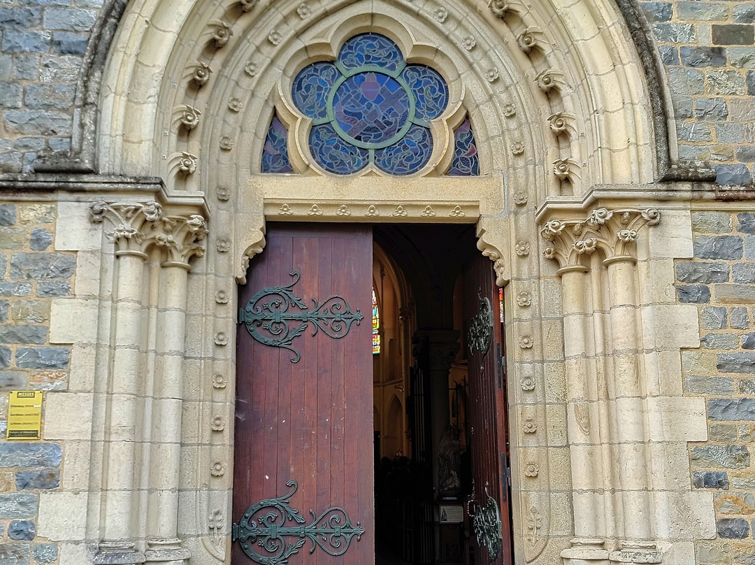 Eglise Saint-Pierre景点图片