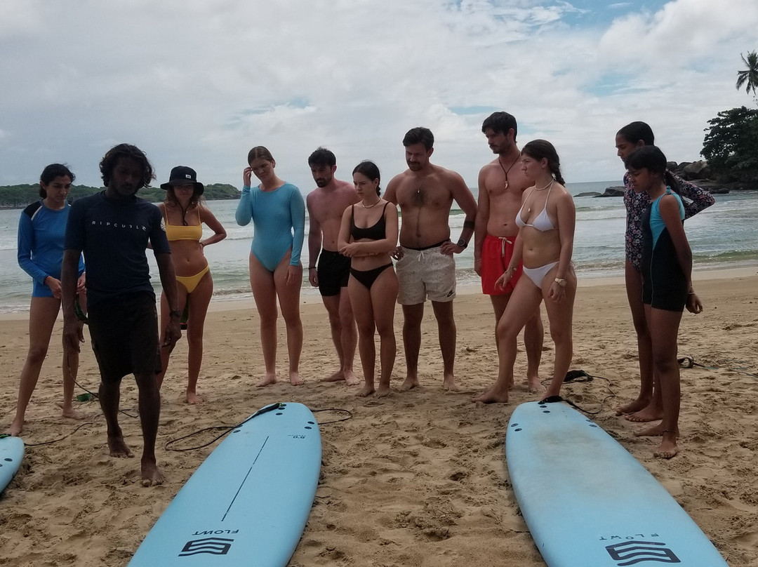 Surf School Hiriketiya Bay景点图片