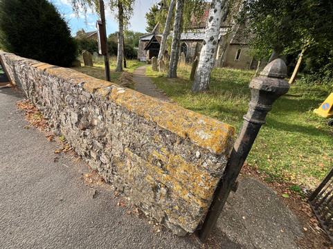 Church Of St. John The Baptist-Woodhurst必去景点