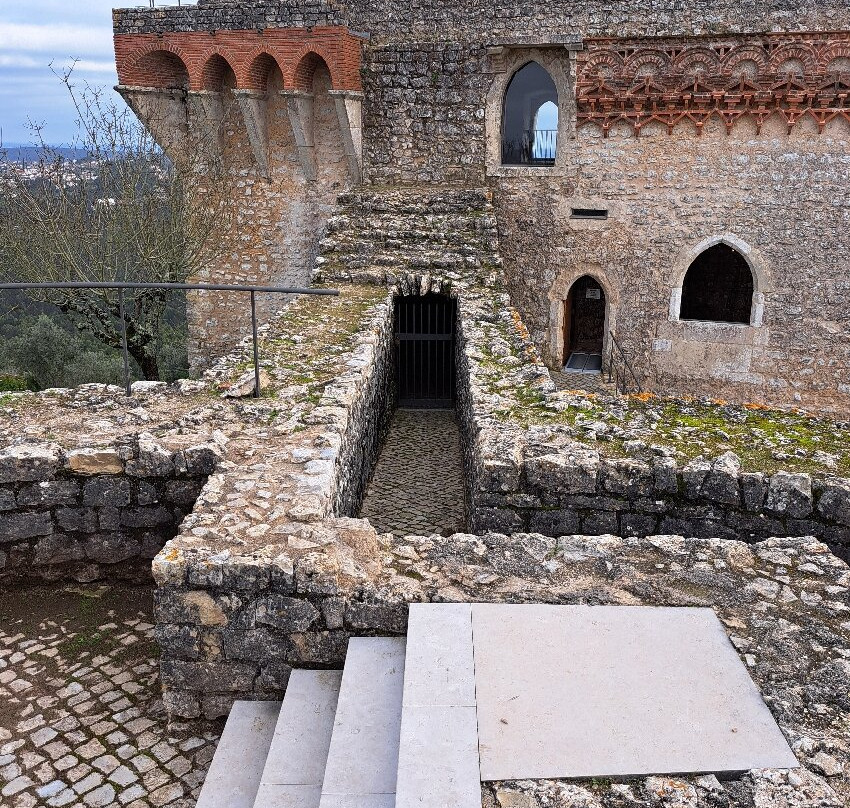 Castelo De Ourém景点图片