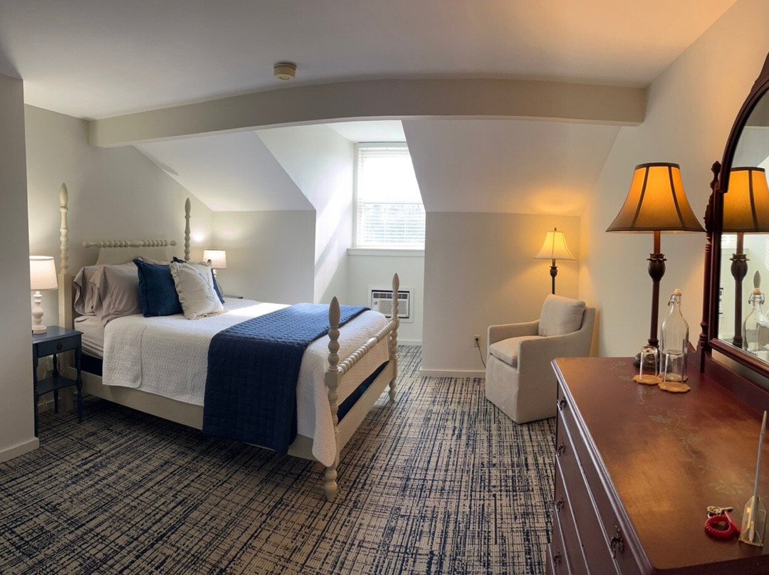 The Captain Stannard主图