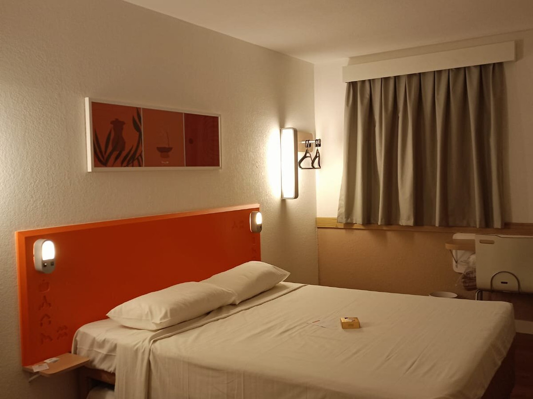 Hus Hotel Maringá主图