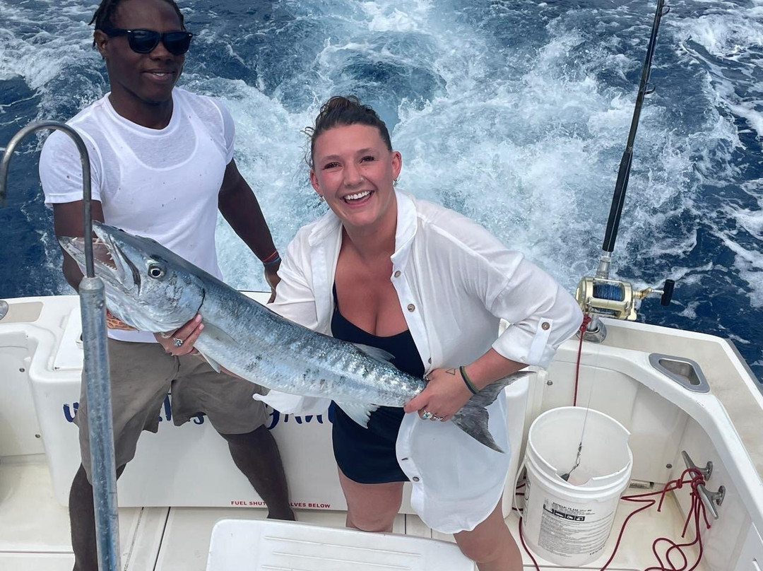 Mystic Amara III - Deep Sea & Bottom Fishing Charters-Jolly Harbour必去景点