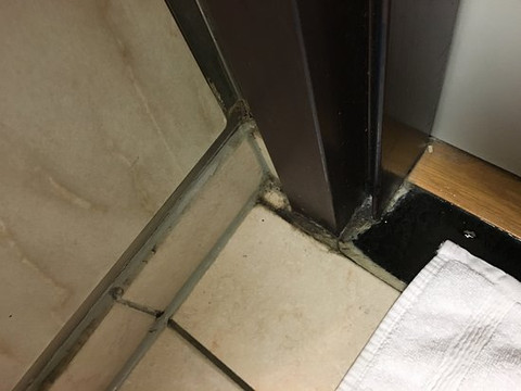 劳瑞德酒店主图