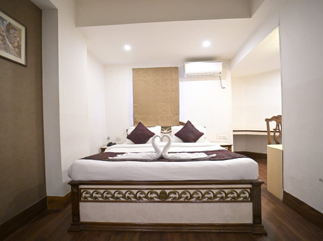 普拉克大陆饭店主图