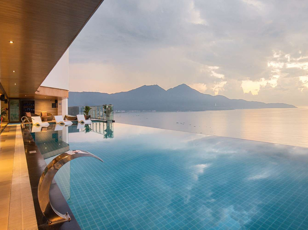 Radisson Hotel Danang主图