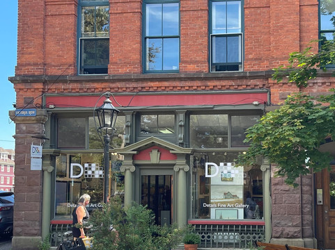 Details Fine Art Gallery-夏洛特镇必去景点