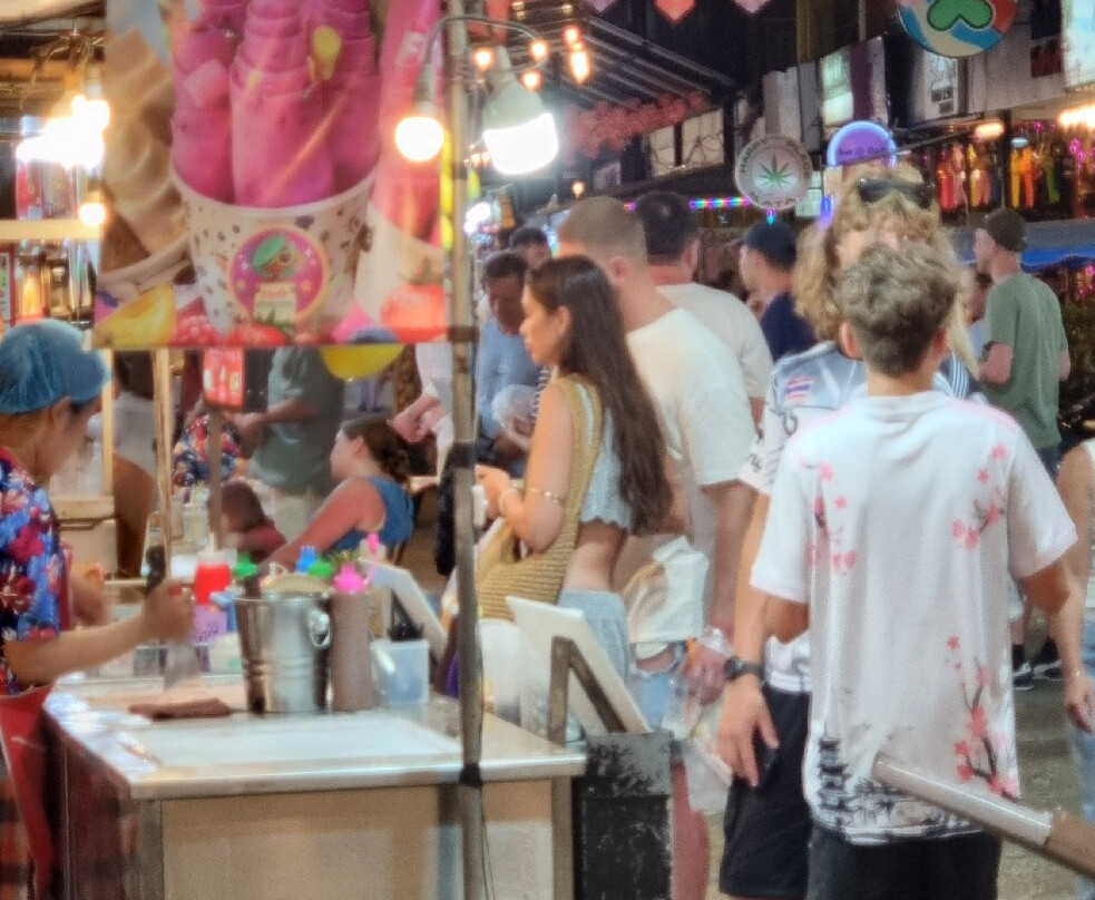 Kata Night Market-卡塔海滩必去景点