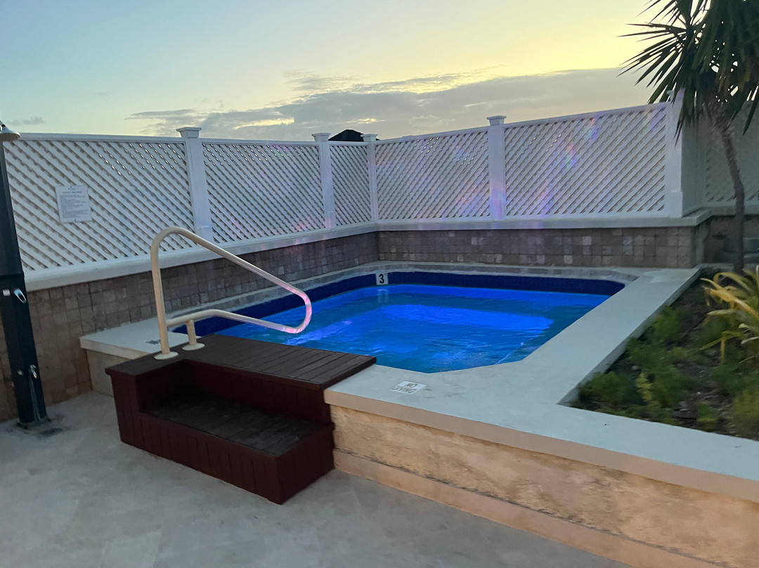 The Crane Resort主图