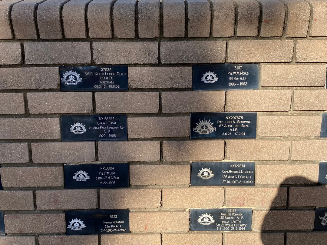 The Cooma Cenotaph-Cooma必去景点