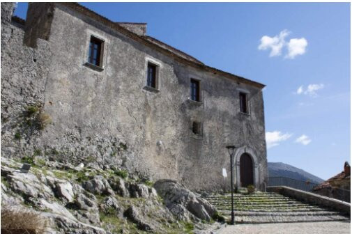 Castello Baronale-Torraca必去景点