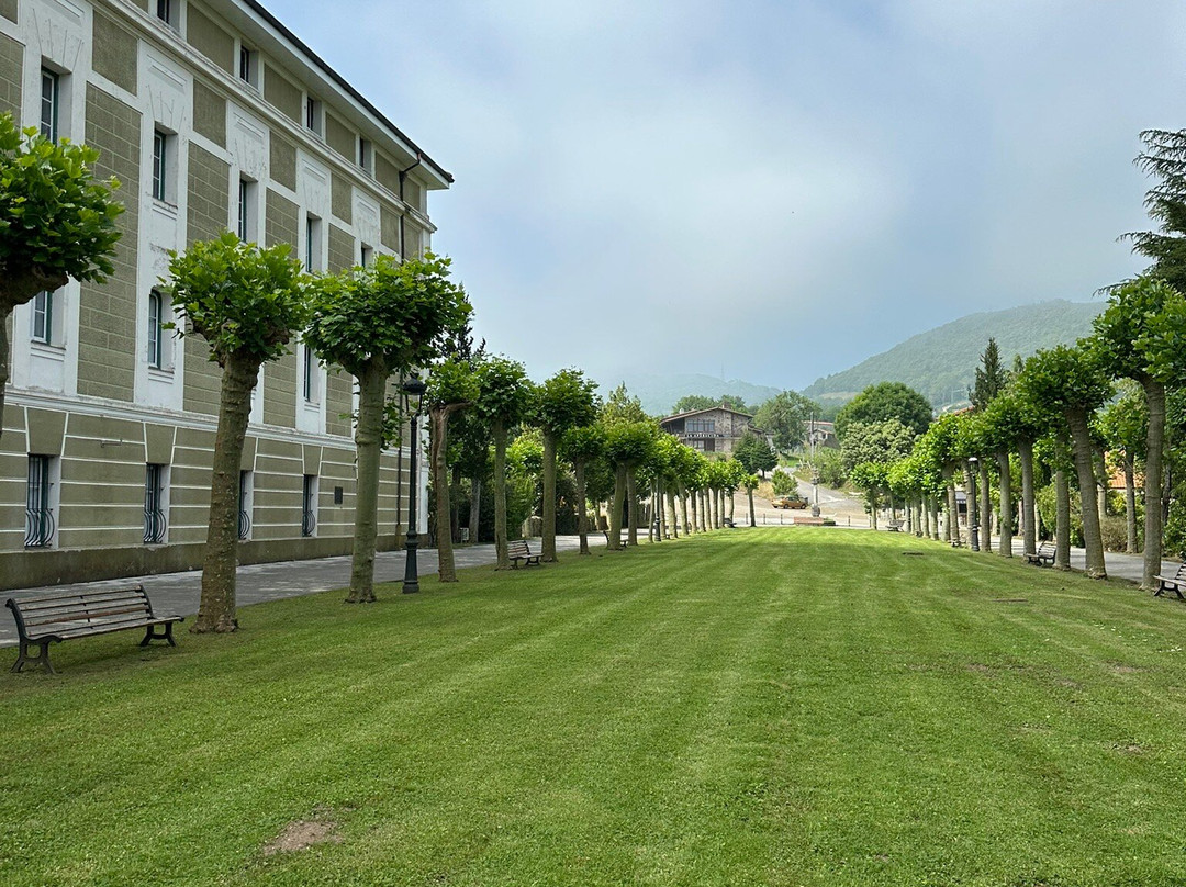 Santuario de Nuestra Senora la Bien Aparecida景点图片