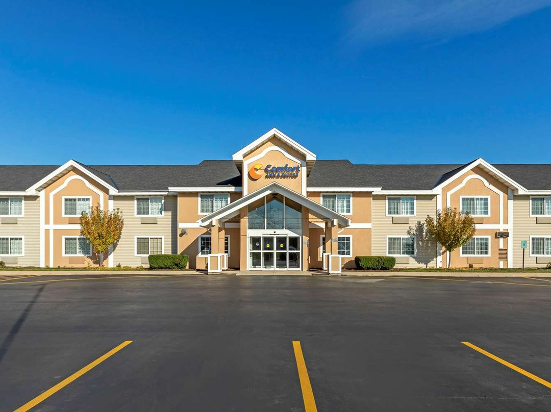 Hartford酒店住宿-Comfort Inn Suites Jackson - West Bend