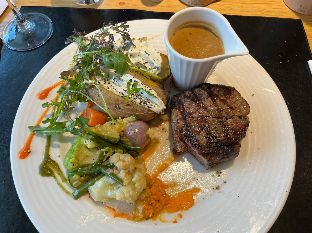 Deeler Bistro