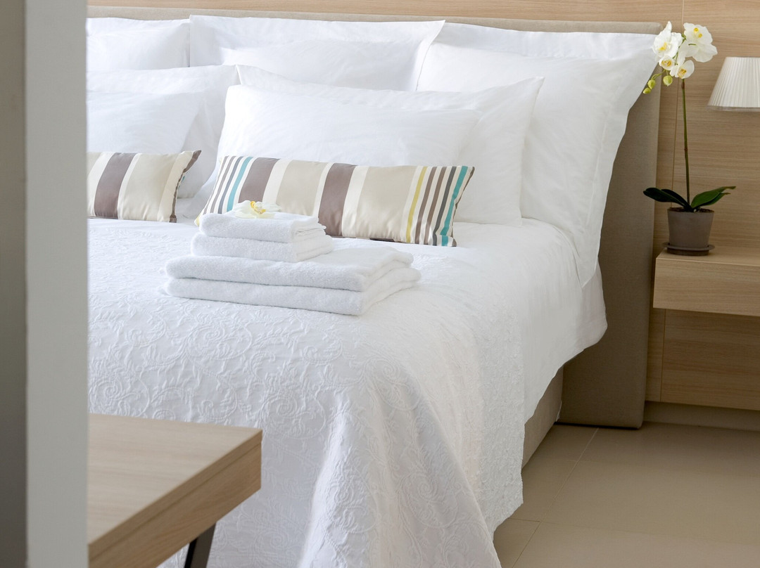 Sandy Beach Hotel & Spa主图