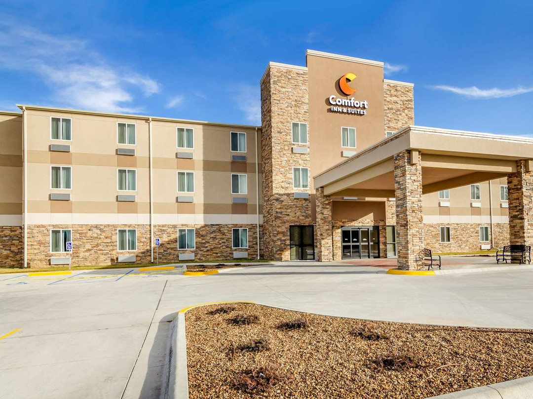 Comfort Inn & Suites Salina North