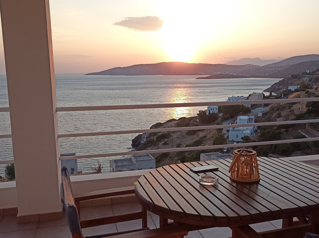 St. George Village主图