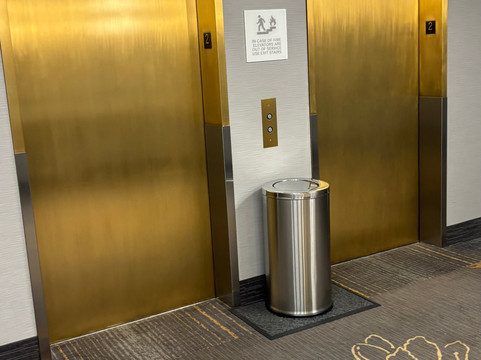 拉斯科林娜斯希尔顿花园酒店主图