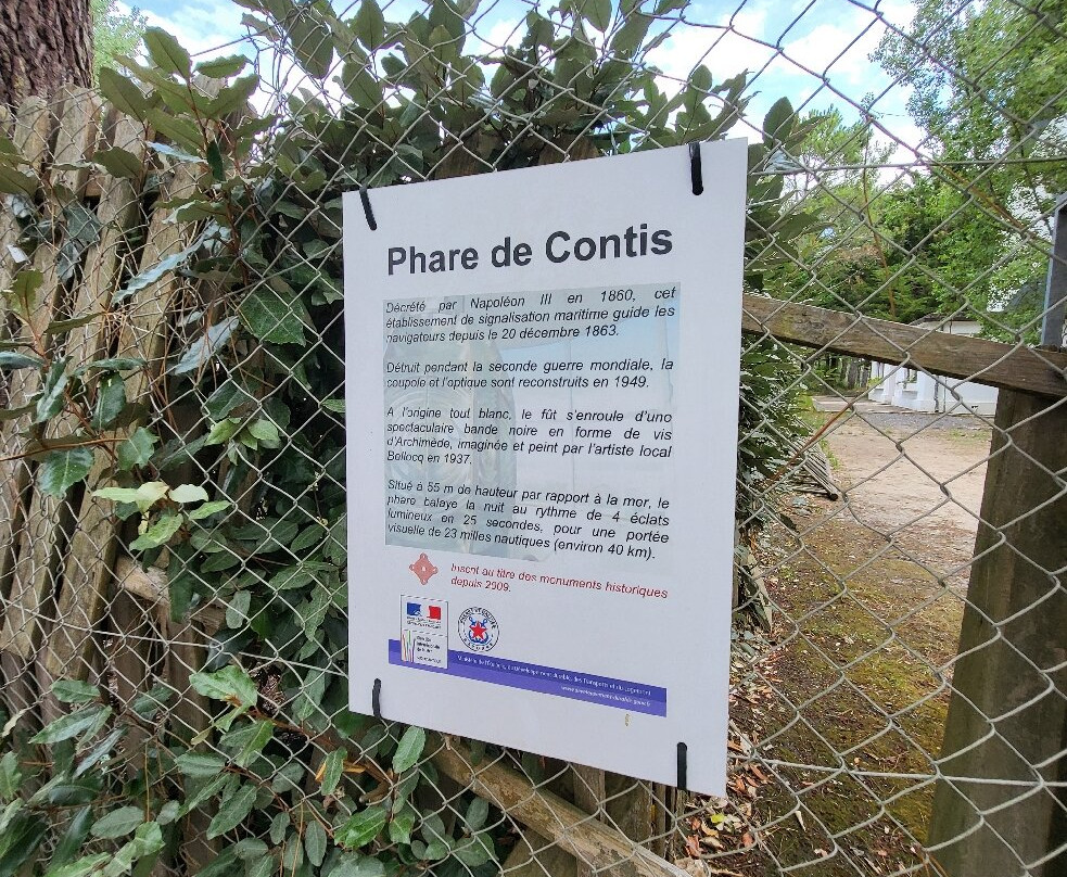 Phare de Contis-Saint-Julien-en-Born必去景点