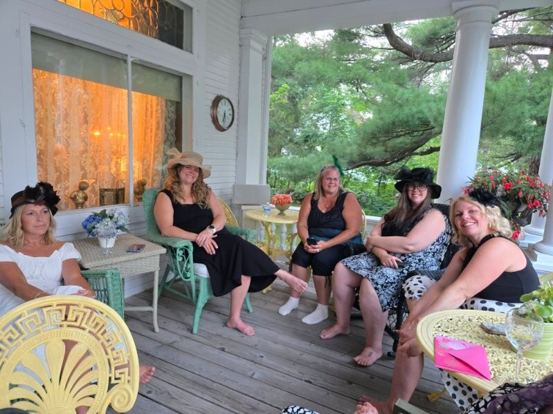 The Gilbert Mansion B & B-大急流城必去景点