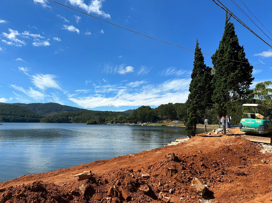 Tuyen Lam Lake-大勒必去景点