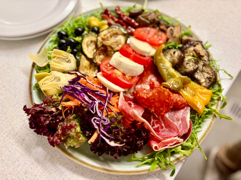 Riardo's Gelateria & Pizzeria