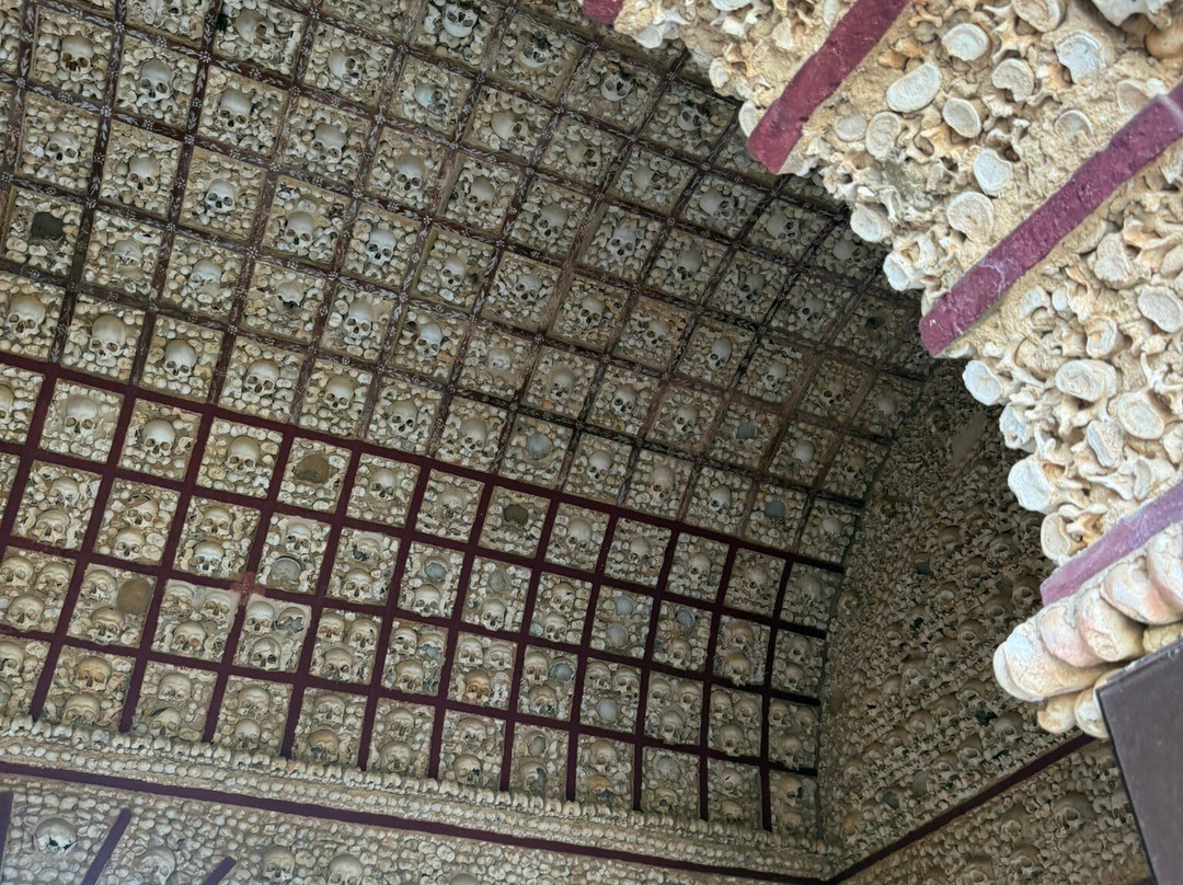 Capela dos Ossos-法罗必去景点
