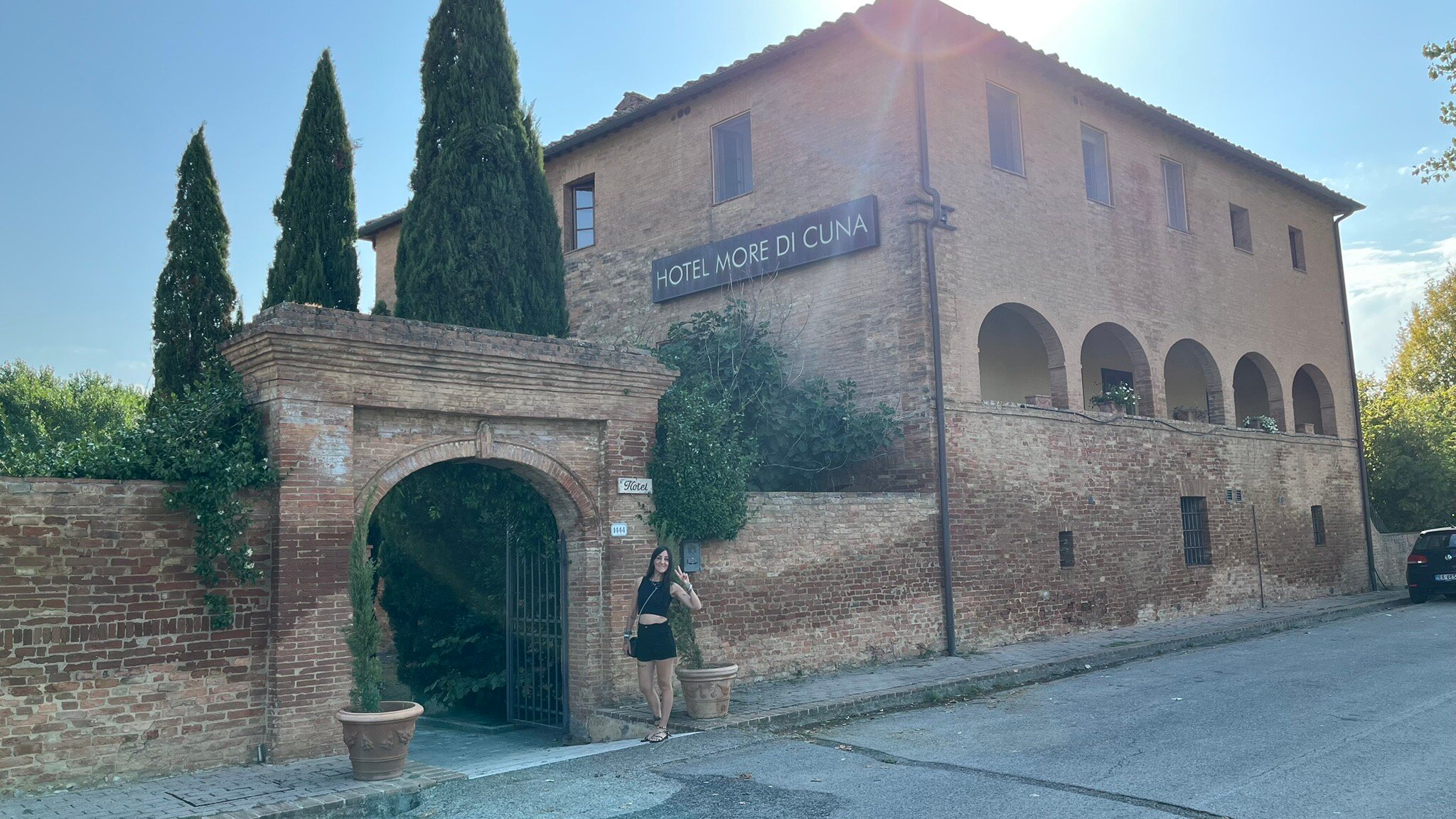 蒙尔狄古那酒店-官方