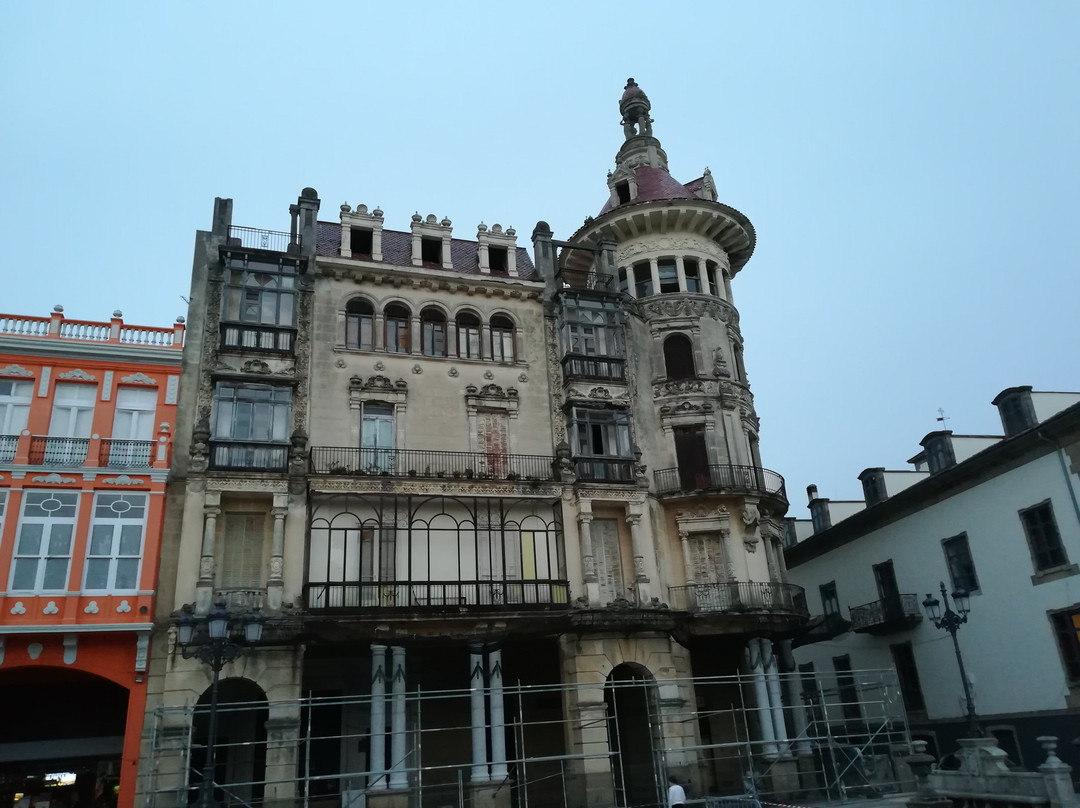 Torre De Los Moreno-Ribadeo必去景点