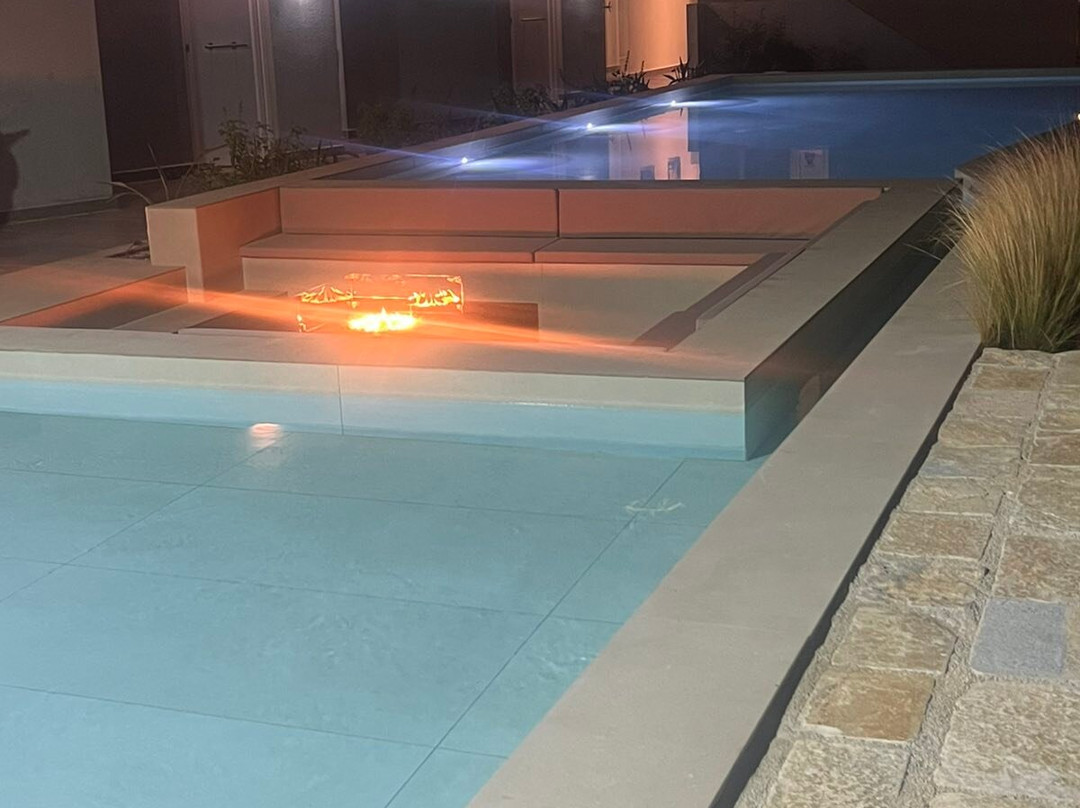 Golden Coast Beach主图