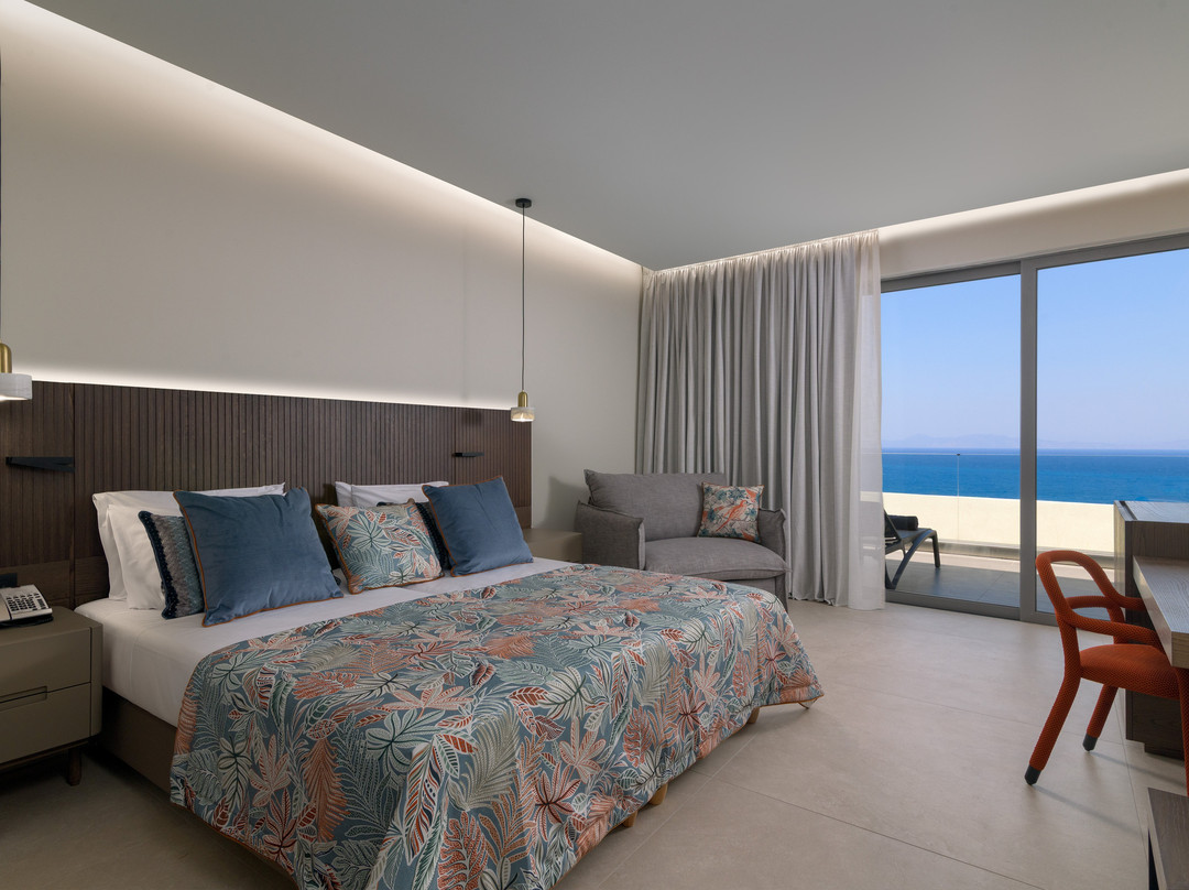 Olympic Palace Resort Hotel & Convention Center主图