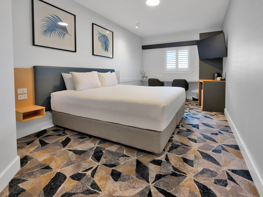 汤斯维尔宜必思酒店主图