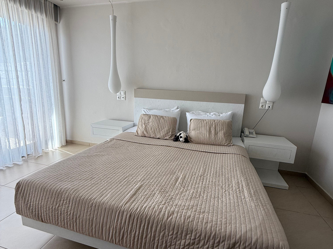 卡桑德拉湾度假村酒店主图