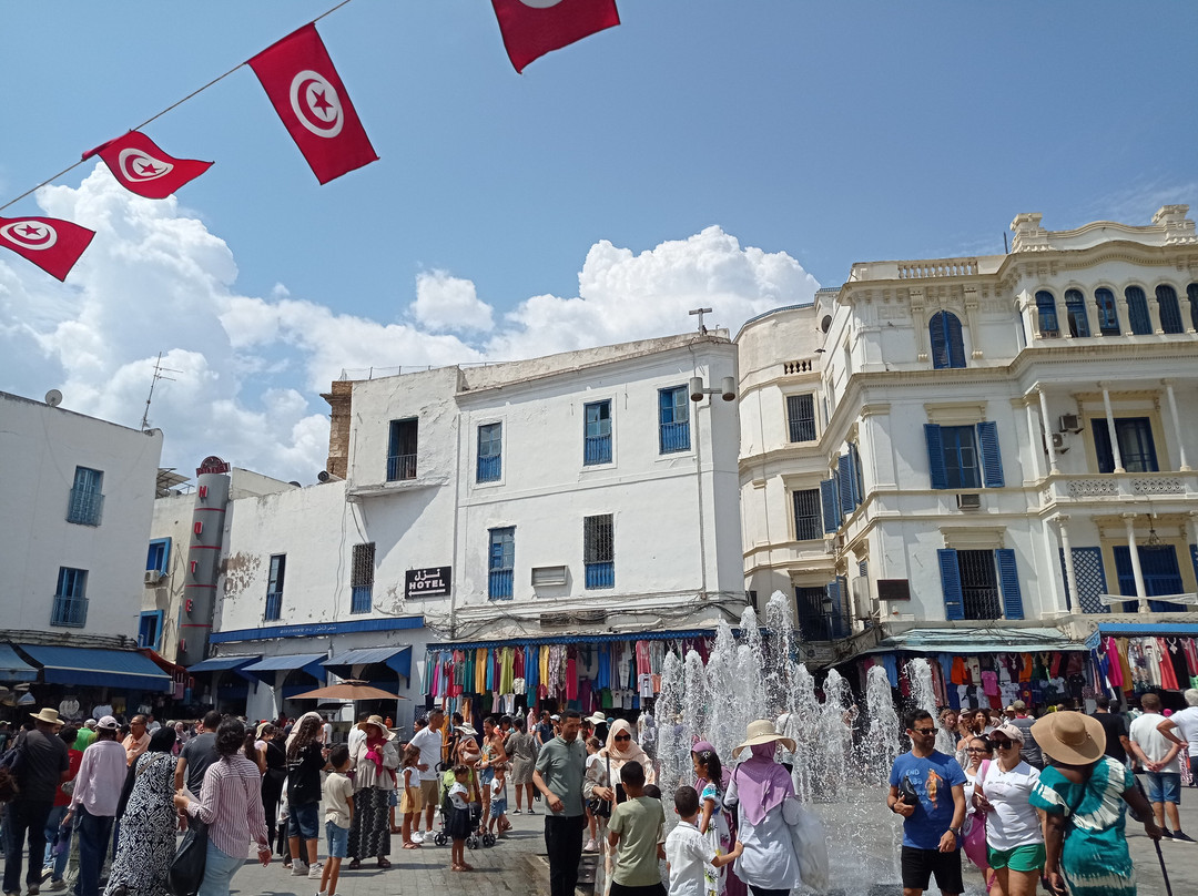 Victoria Square-突尼斯必去景点