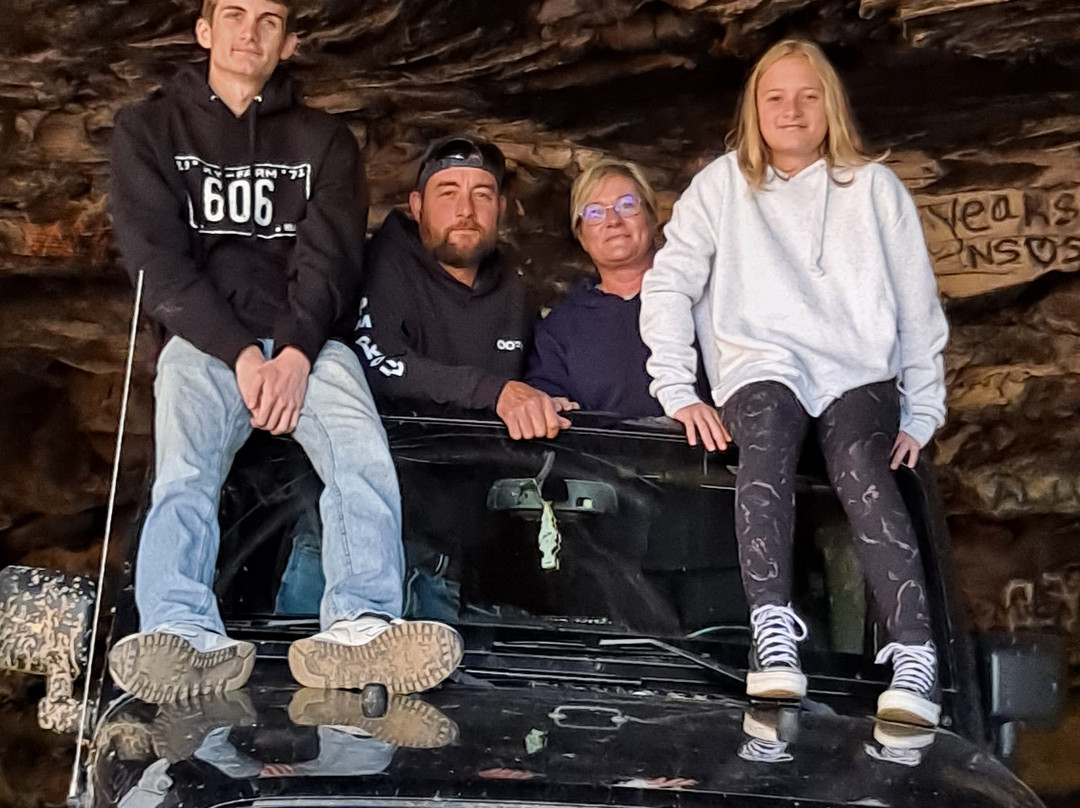 Rock Bottom Adventures Llc-Campton必去景点