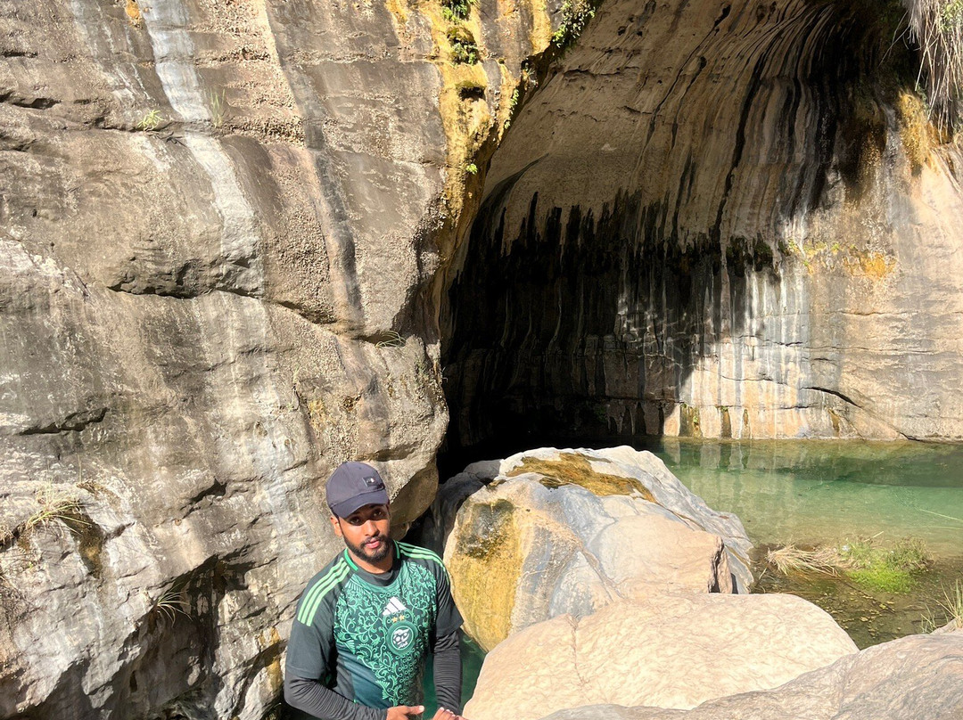 Wadi Tiwi Mibam Adventure-提维必去景点